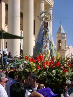 Itatí: miles de personas participan de la fiesta de la Virgen