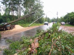 Tornado causó destrozos en el barrio Estación