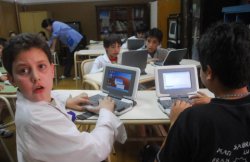 Primicia Urbana: Las netbooks llegan a Saladas