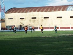 Sportivo goleó y eliminó a La Academia del Provincial