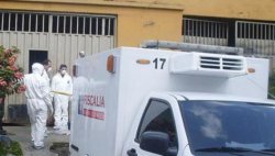 Nene muere al tocar una cortadora de césped y recibir una descarga eléctrica