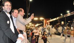 Camau participó junto a Jorge Coscia de la última noche de carnaval oficial