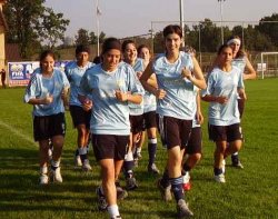 Primer torneo de fútbol femenino en Don Bosco