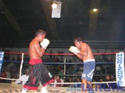 Boxeo Profesional en el Centenario de Santa Rosa
