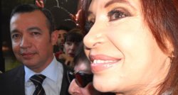 Karlen, en la Comitiva Presidencial junto a Cristina