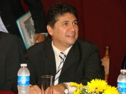 Primicia: Walter López candidato a diputado por el FpV