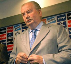 Grondona anticipó que la Selección no tendrá manager