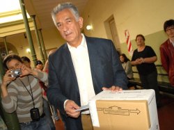 Rodríguez Saá: "Decir que la elección está definida es desvalorizarla"