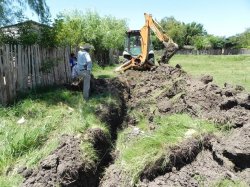 La Municipalidad de Saladas instala agua potable en barrio Vélez Sarsfield