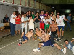 Bomberos Voluntarios se quedó con el Torneo Comercial de Básquet