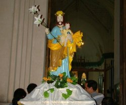 Hoy Día del Santo Patrono de Saladas "San José"