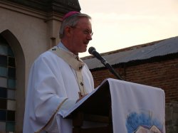 Condolencias, del Arzobispo de Corrientes, por la tragedia del derrumbe de un edificio