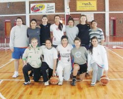 Los seleccionados femeninos de Básquet de Corrientes se preparan