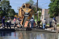 La Municipalidad pavimentó calle Pellegrini