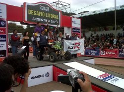 Con el auspicio de una empresa saladeña Foche hizo podio en el Dakar Series