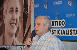 Ríos: "La construcción hacia el 2013 es colectiva para una corrientes con igualdad de oportunidades"