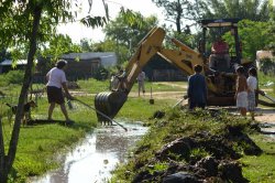 Obras Públicas del municipio y un arduo trabajo en los desagües