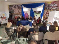 Entrega de certificados de cursos turísticos realizados en Saladas