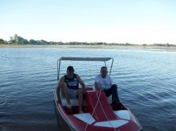 El Municipio saladeño adquirió botes ecológicos a pedal para la playa