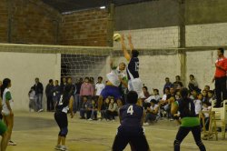 2 equipos eliminados y otros van por el 2º Torneo de Vóley Mixto en Saladas