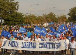 El Liberalismo correntino participó activamente de la marcha anti K