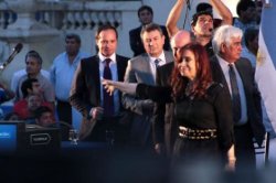 Camau junto a Cristina y los candidatos de Frente para la Victoria