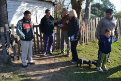 Alterats camina Saladas y recibe un fuerte apoyo de vecinos