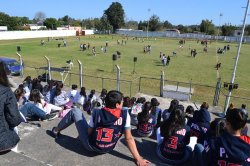 Importante clínica de hockey en Saladas