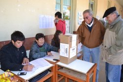 El Intendente Alterats votó con la satisfacción del deber cívico cumplido