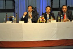 Camau presentó sus propuestas en el Foro de Candidatos Gobernador