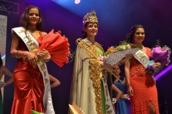 Con Los Tekis y nueva reina Saladas cerró su Fiesta de la Miel