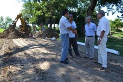 Inicio la obra de extensión cloacal en barrio Centenario