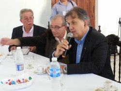 Se realizó importante charla en Saladas sobre la represa Yacyreta