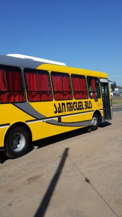 Delincuentes balean al chofer de San Miguel Bus y roban la recaudación