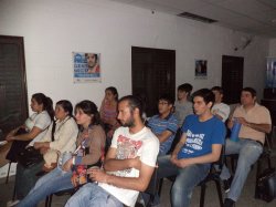 Alumnos del ISFD participaron de clase de informática en el NAC