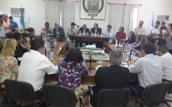 Diputados se comprometieron a unificar esfuerzos y buscar solución para la inundación