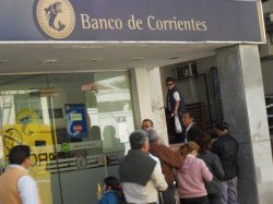 El martes 28 comienza el pago con aumento a docentes y estatales