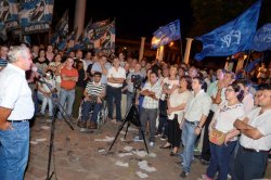 Ríos encabezó los homenajes al ex presidente Néstor Kirchner