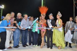 Ríos inauguró los Corsos Oficiales 2015