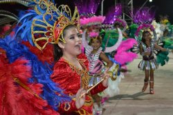 Momo llegó a Saladas y encendió la pasión del carnaval