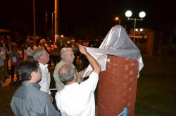 Autoridades locales homenajearon al ex presidente Arturo Frondizi