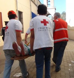 Con un acto en el Teatro Vera, Filial Corrientes celebró el 152° aniversario de Cruz Roja