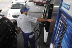 Aumento en combustibles de YPF: Súper, 15,13 pesos; Insignia, 16,39 pesos