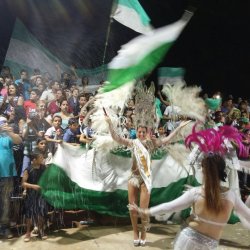 Carisma Show presenta a su reina y bastonera de batería