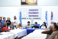 Kicillof destacó la unidad del movimiento obrero correntino