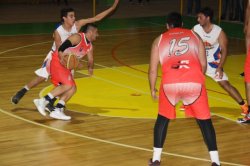 Atlético de Saladas arrancó con el pie derecho, le ganó a Santa Rosa Básquet