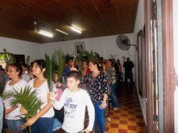 Fieles asistieron a la bendición de ramos en el inicio de la Semana Santa