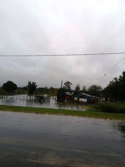 En Saladas hay casi 50 personas evacuadas