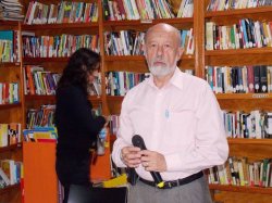 La biblioteca Gerardo Pisarello celebro su 37º Aniversario