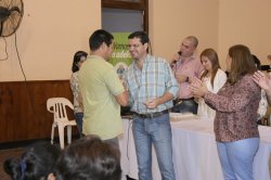 “Kike” y Juan Ramón participaron de la entrega de las Tarjetas Mbareté